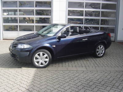 Left hand drive RENAULT MEGANE CC 1.6 16v